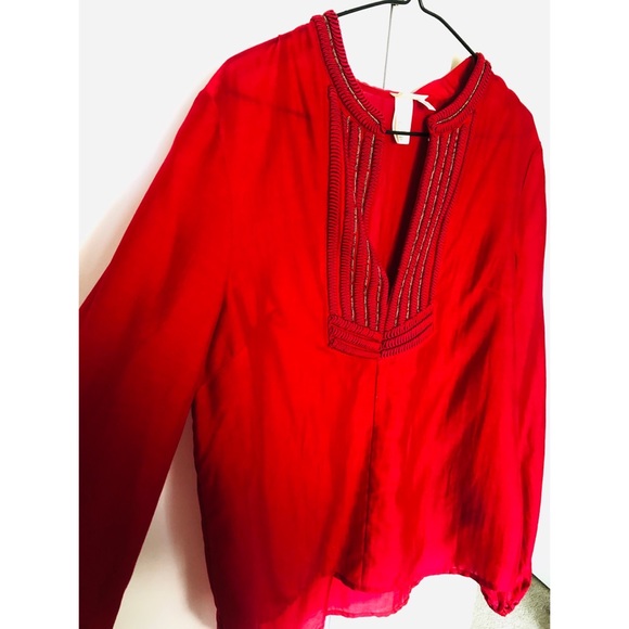 Red embroidered top - Picture 3 of 5